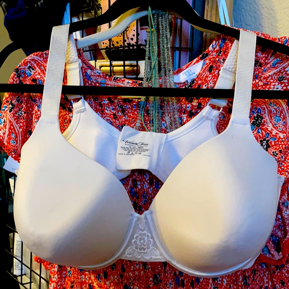 Vanity Fair Beautiful Benefits bra 38DD